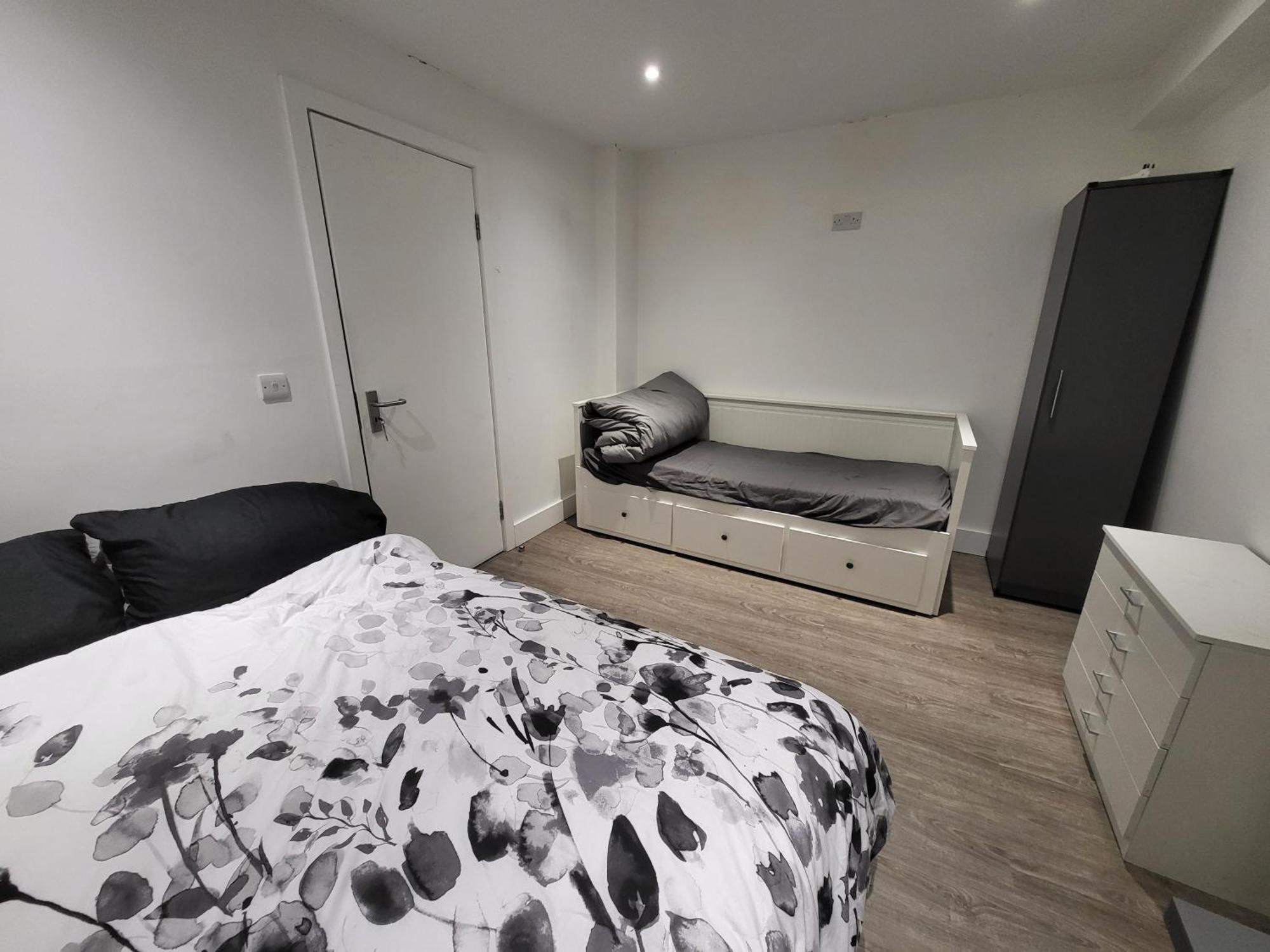 Private Room Near Central Ideal For City Explorers London Exterior photo